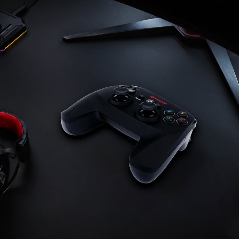 Redragon HARROW Wireless X/D-input(Digital/Analog) PC Controller – Black